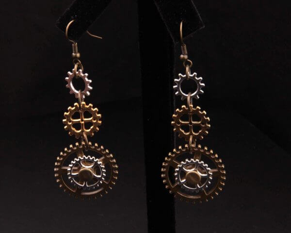STEAMPUNK EARRINGS - Gears Earrings - Hand Crafted