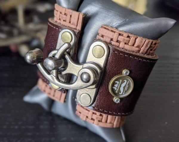 STEAMPUNK Leather Cuf, Steampunk Bracelet, Steampunk Cuff, Gothic Cuff, Gothic Bracelet, Cyperpunk Bracelet