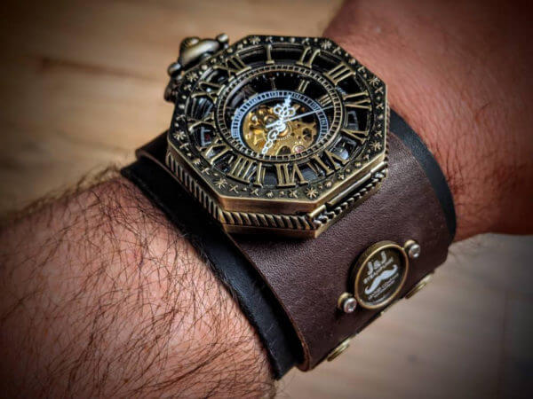 STEAMPUNK Leather Cuf, Steampunk watch, Steampunk Bracelet, Gothic Cuff, Movement Watch Cuff, Unique Watch, Victorian Wristwatch