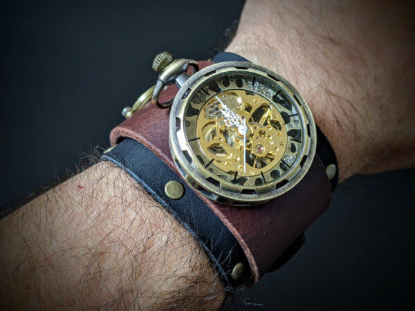 STEAMPUNK Leather Cuff, Steampunk watch, Steampunk Bracelet, Gothic Cuff, Movement Watch Cuff, Unique Watch, Cyberpunk Wristwatch