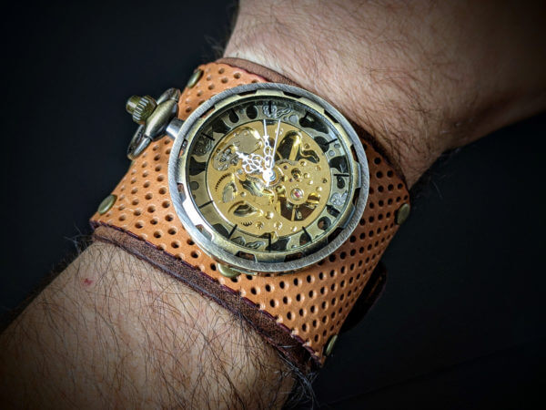 STEAMPUNK Leather Cuff, Steampunk watch, Steampunk Bracelet, Gothic Cuff, Movement Watch Cuff, Unique Watch, Cyberpunk Wristwatch