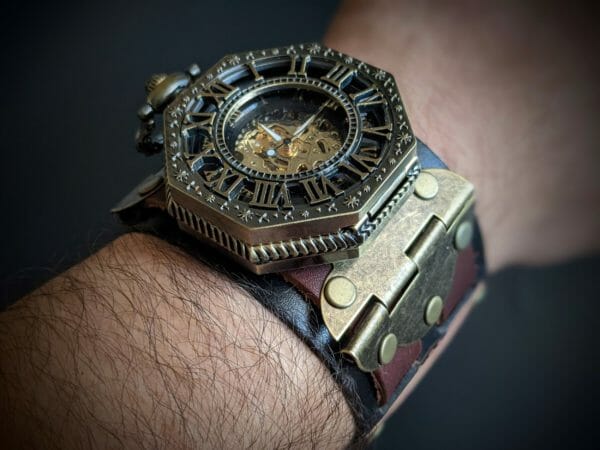 STEAMPUNK Leather Cuf, Steampunk watch, Steampunk Bracelet, Gothic Cuff, Movement Watch Cuff, Unique Watch, Victorian Wristwatch